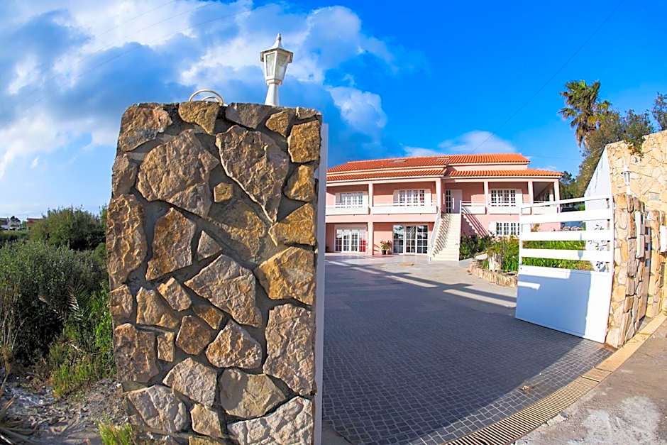 Boutique Hotel - O House Ericeira Hills