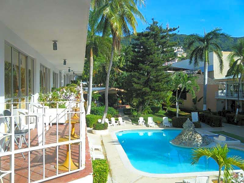 El Tropicano