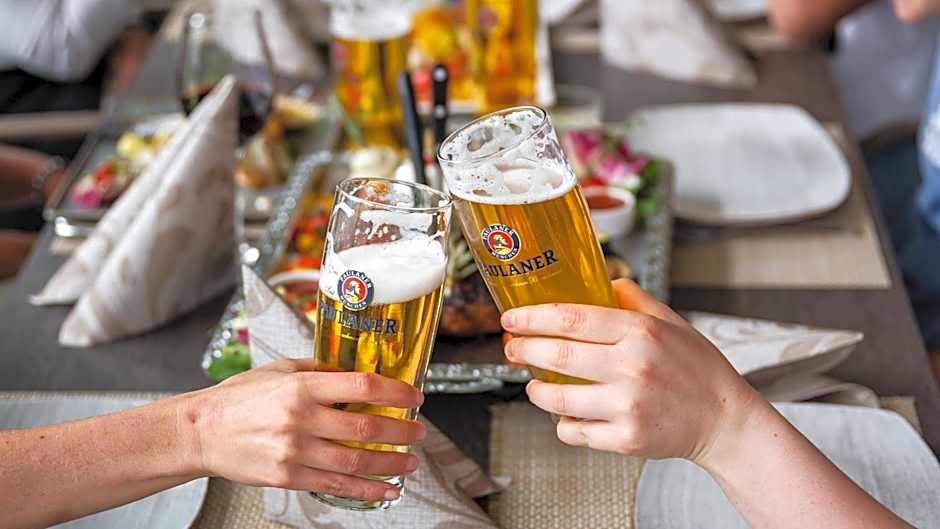 Ramilia Family Apartments Restaurant & Pizzeria