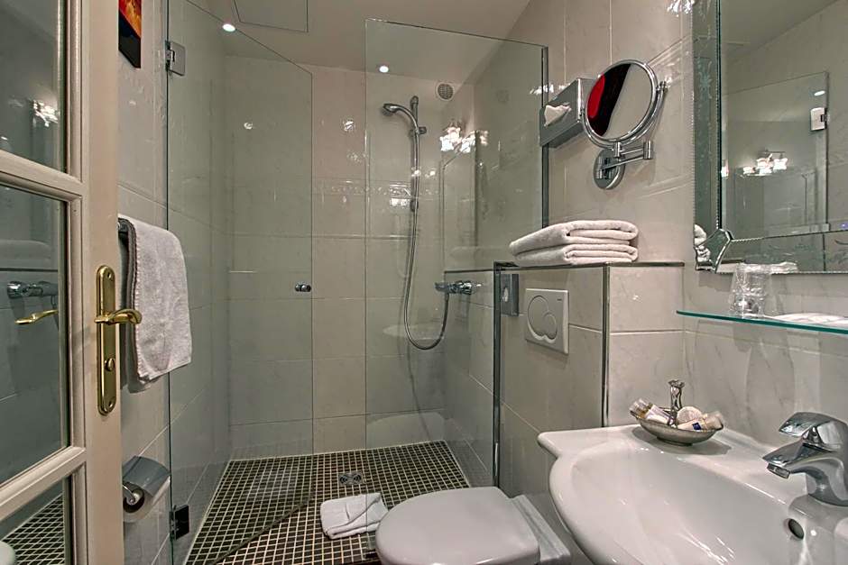 Timhotel Tour Montparnasse