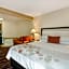 Hawthorn Suites by Wyndham Allentown-Fogelsville