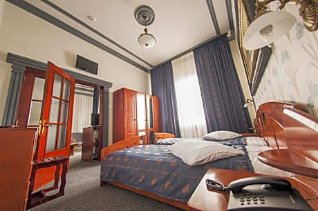 Twin Suite