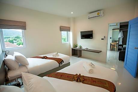 Deluxe Twin Room with Mountain View