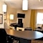 Candlewood Suites Sterling By IHG