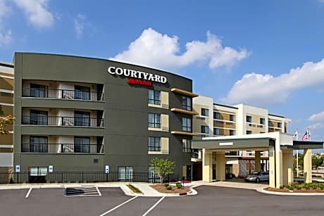 Courtyard by Marriott Raleigh North/Triangle Town Center