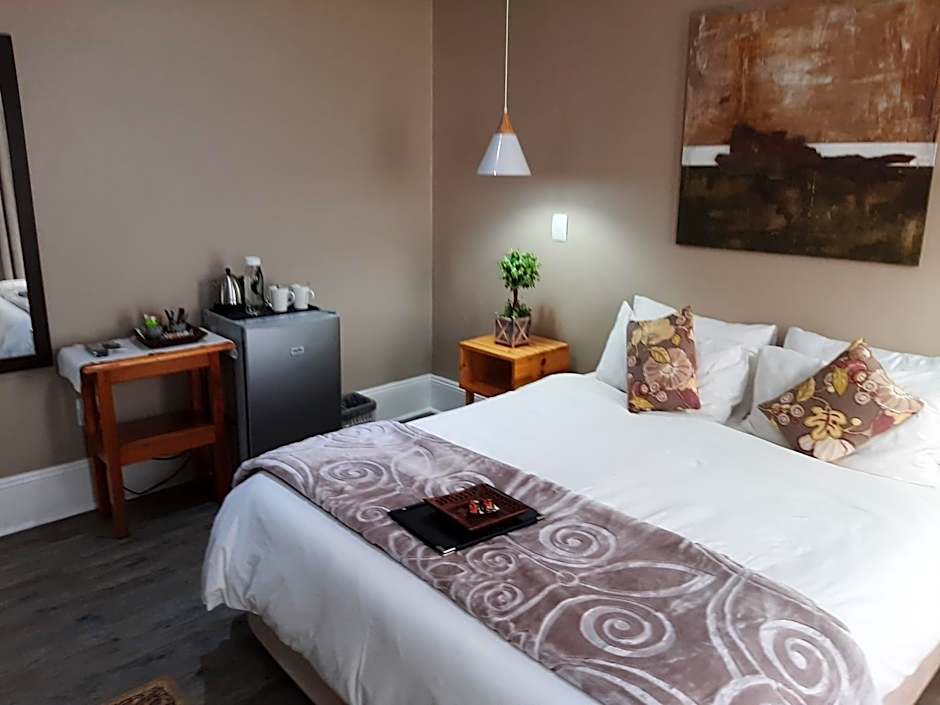 23 On Glen Guest House