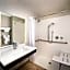 Holiday Inn Express Washington DC-BW Parkway By IHG