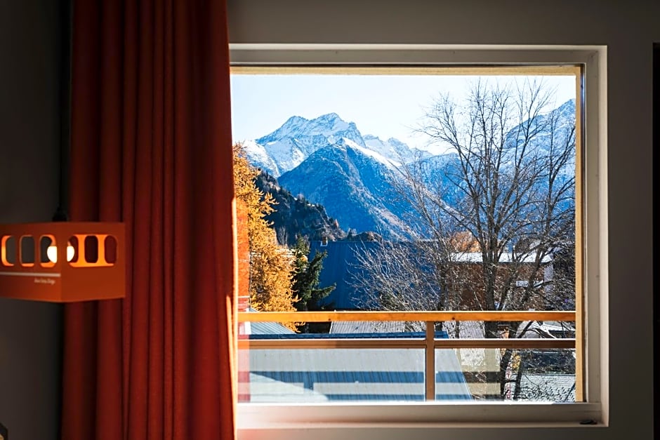 Hotel Base Camp Lodge - Les 2 Alpes