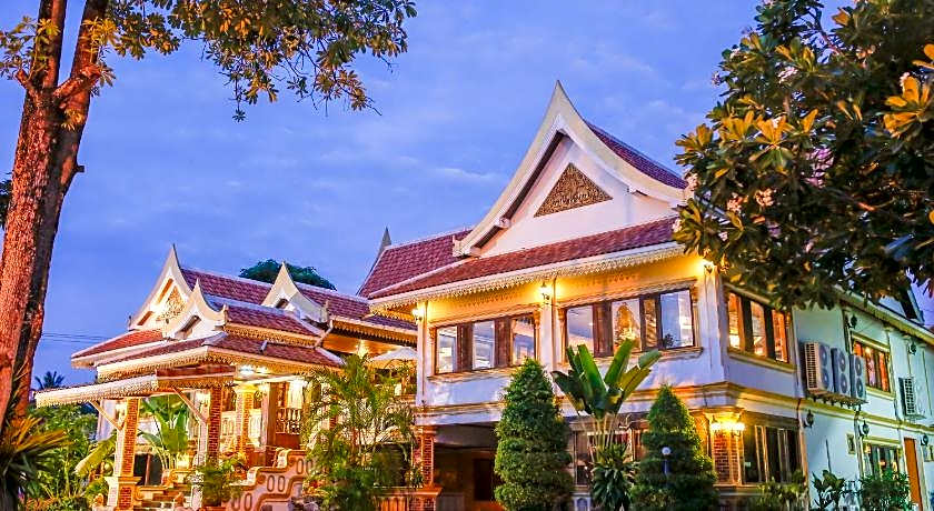E-Outfitting VangThong Hotel