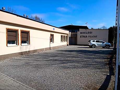 ETNA - Hostel -Noclegi Rzeszów 24 Pokoje -PARKING-