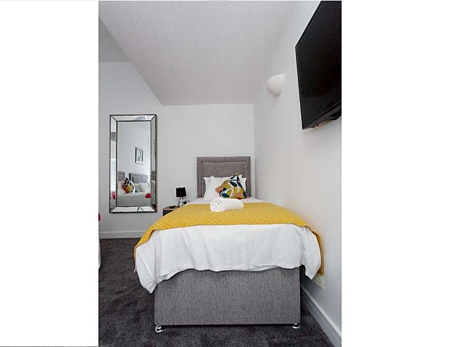 Live in Leeds Greenhill Bungalows