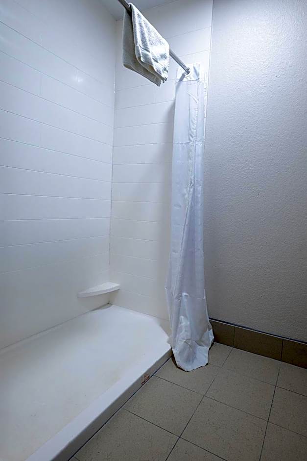 BlissPoint Inn, Kokomo