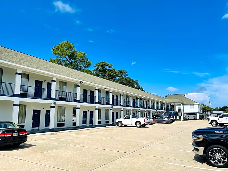 MAGNOLIA INN of BILOXI,OCEAN SPRINGS,PASCAGOULA & GAUTIER