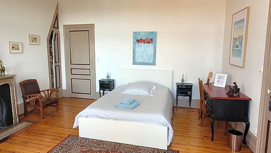 La Belle Boulonnaise