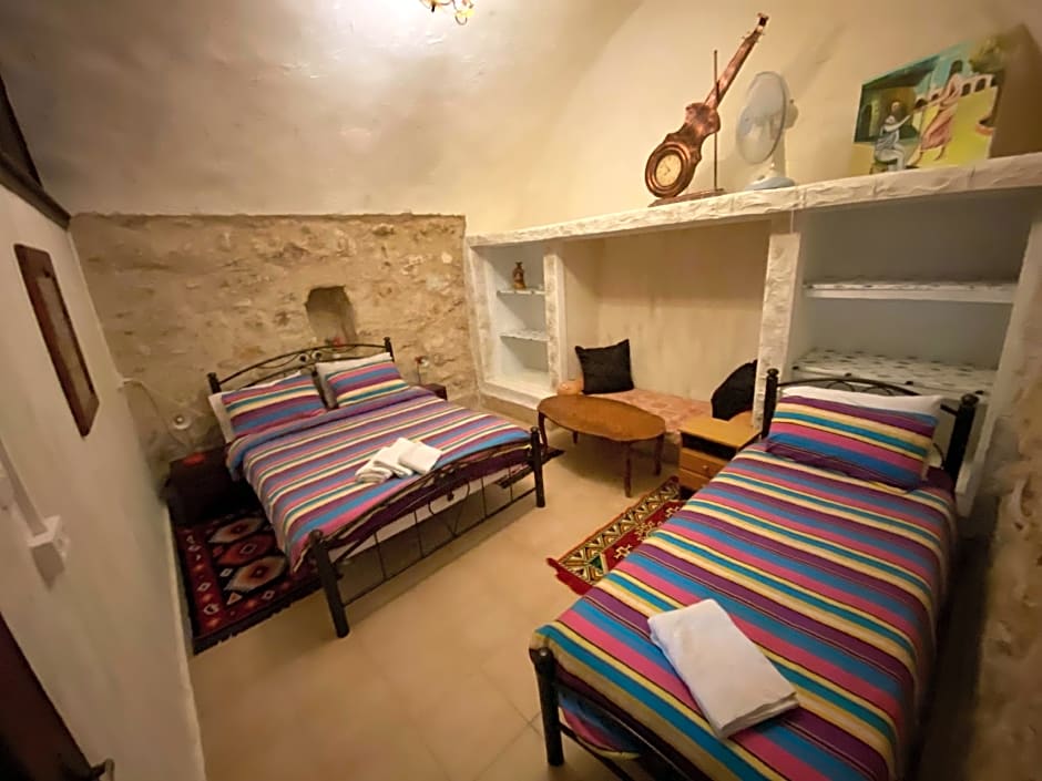 Antique guest house