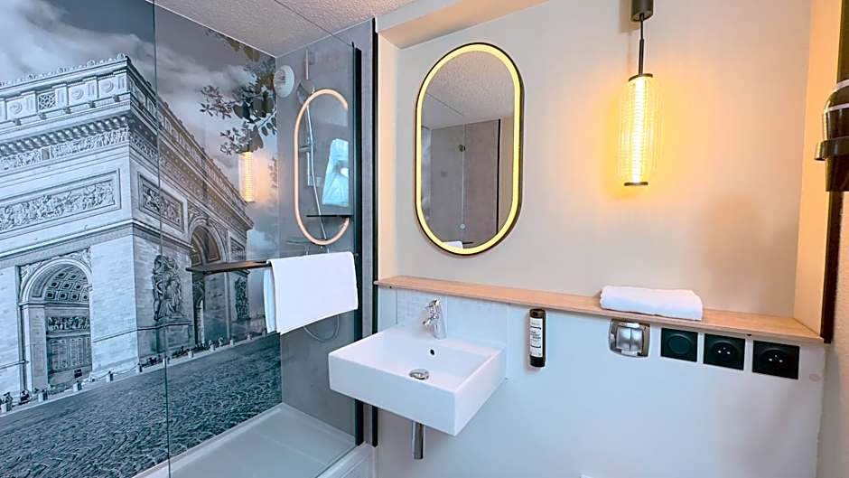 Campanile Epinay Sur Orge Hotel