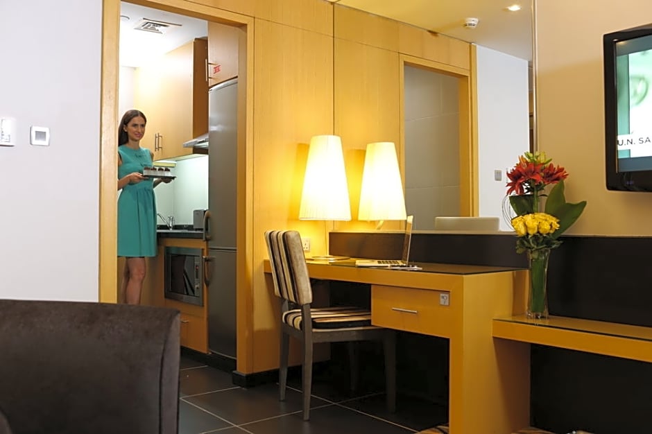 Hala Arjaan by Rotana Hotel