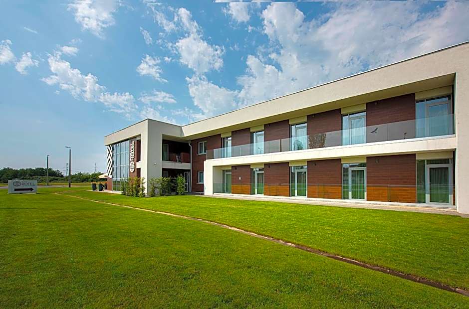 Outlet Hotel Polgár