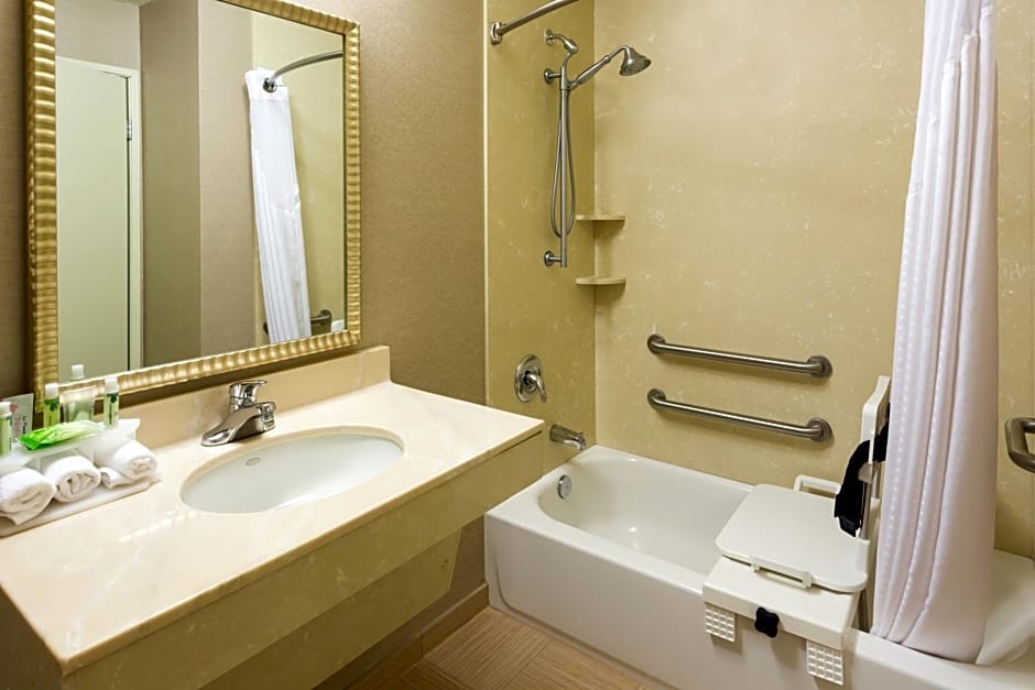 Holiday Inn Express Grants Pass, an IHG Hotel