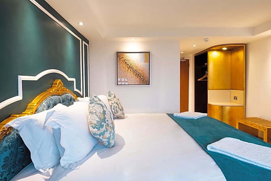 Muthu Glasgow River Hotel