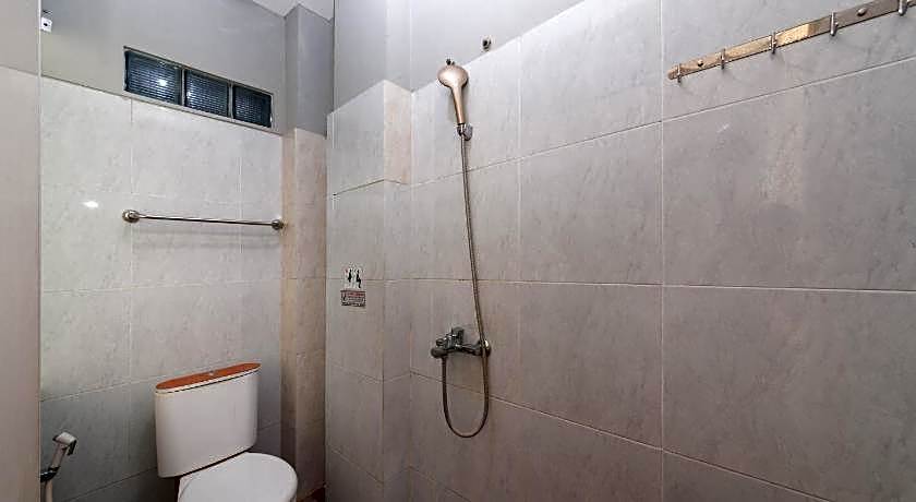 Urbanview Hotel Ellegan Residence Alam Sutera Serpong