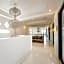 Canggu Modern Mansion - 5 mins to Finns Beach Club