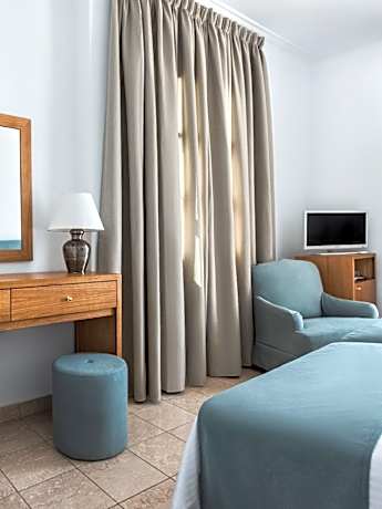 Classic Side Caldera View Double or Twin Room with Balcony