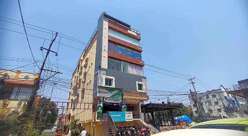 Hotel Sunshine Inn by OYO Rooms – Hyderabad, 