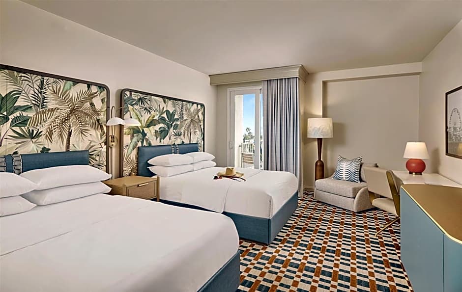 Hyatt Centric Delfina Santa Monica