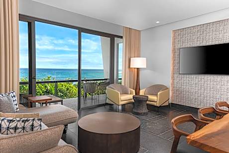 Ceiba Ocean View Suite King Bed