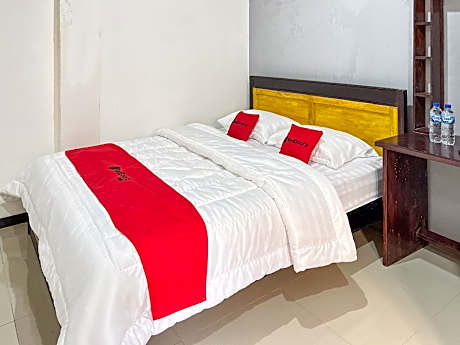 RedDoorz @ Rose House Simpang Pemda Medan Selayang