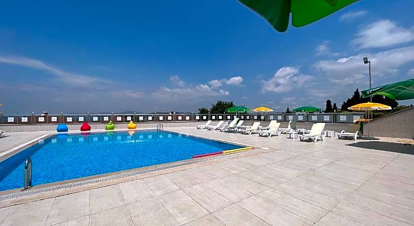Double Royal Hotel Darica