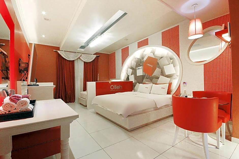 Olle Business Hotel