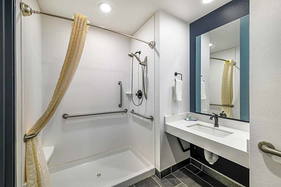 Hy-Lo Hotel, an Ascend Collection Hotel