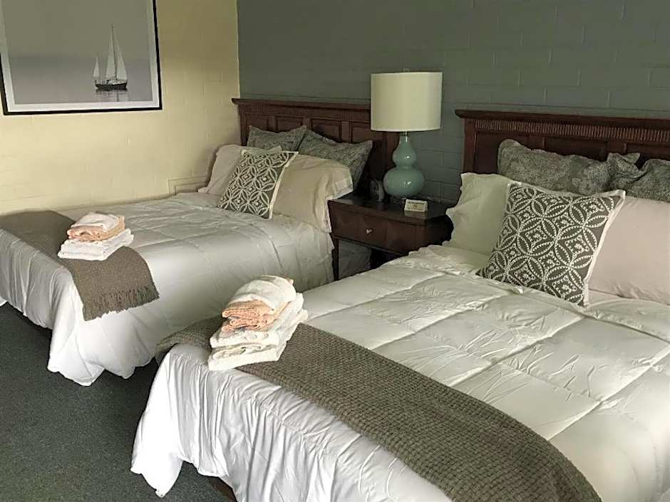 Keuka Lake Motel - Adults Only