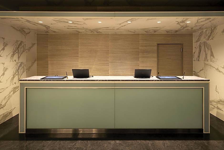 ALFIT HOTEL & BAR AKASAKA
