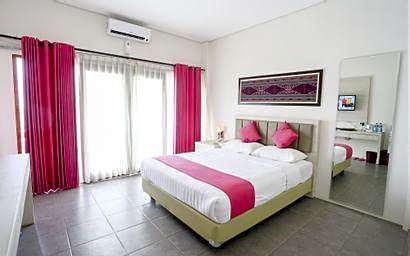 La Cecile Hotel and Cafe