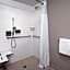 Courtyard by Marriott Bakersfield