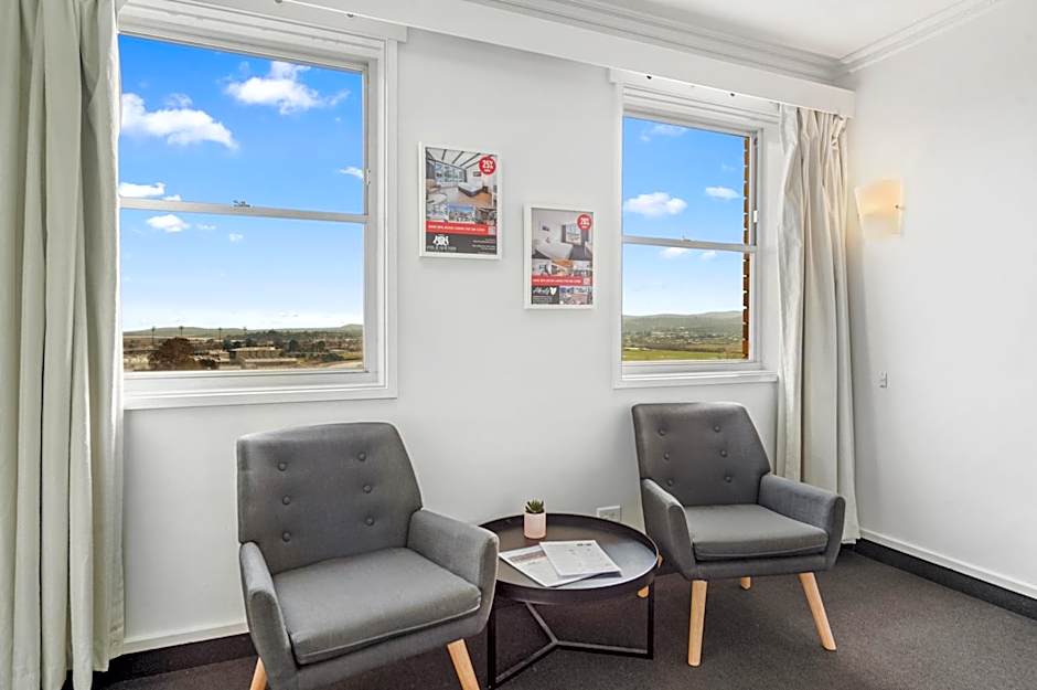 Coach House Launceston