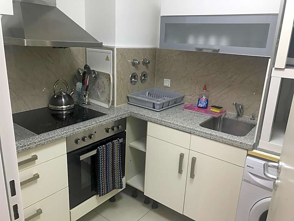 Baynunah Suites Aparthotel