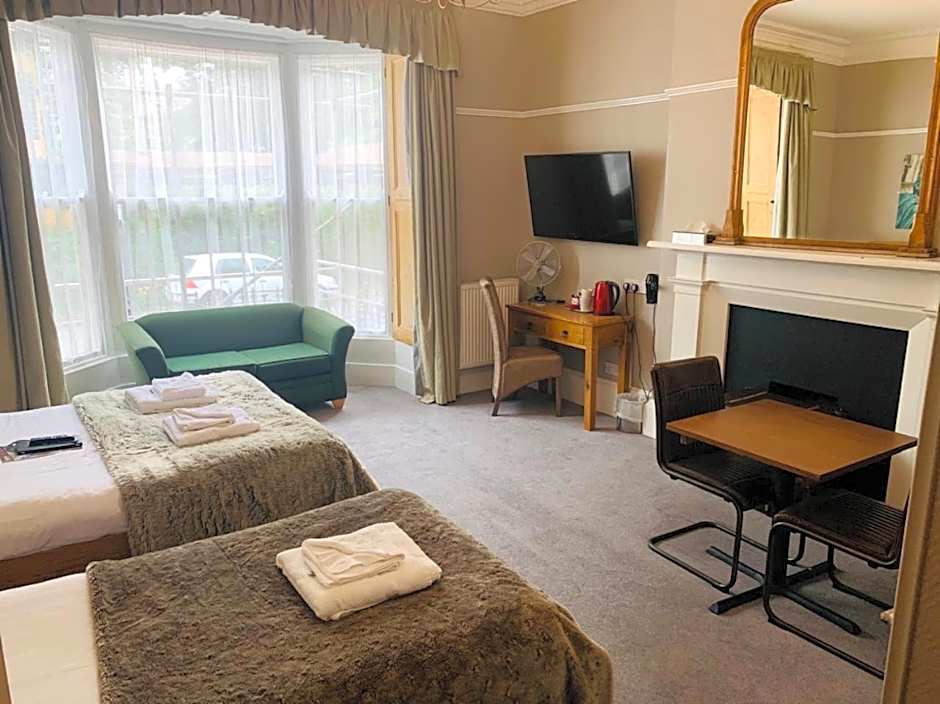 Hedley House Hotel & Apartments