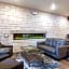 Cobblestone Inn & Suites - Menomonie/UW-Stout