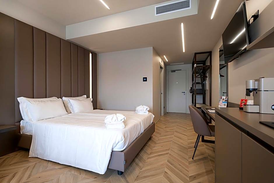 Aurora ApartHotel