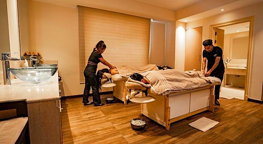 DoubleTree By Hilton Hotel Agra