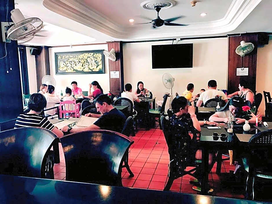 Surin Bay Inn (East Sun Properties Co., Ltd.)