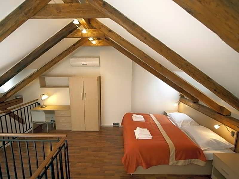 Residence U Cerne veze