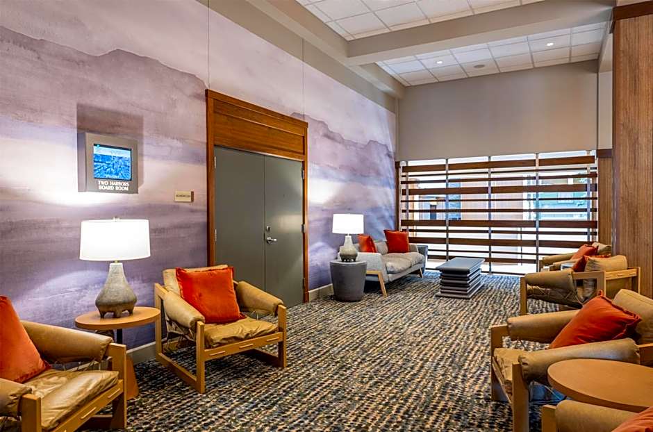 Embassy Suites by Hilton Minneapolis Bloomington Edina