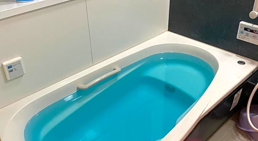 Group : Guesthouse Miyazaki 4 Rooms (Max 15 Pax)