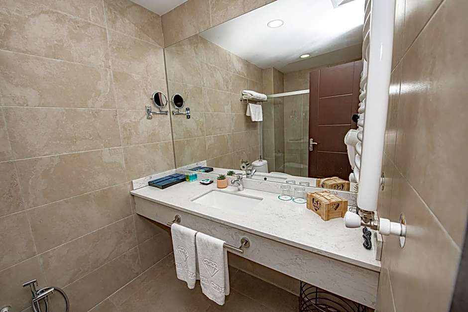 Crystal Hotel & SPA