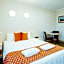 Club Motor Inn